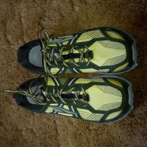 Altra Lone Peak 3.5 Trail Running Shoes